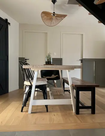 parquet dans une salle à manger